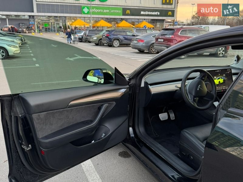 Седан Tesla Model 3 2023 в Києві фото 18 Седан Tesla Model 3 2023 в Києві