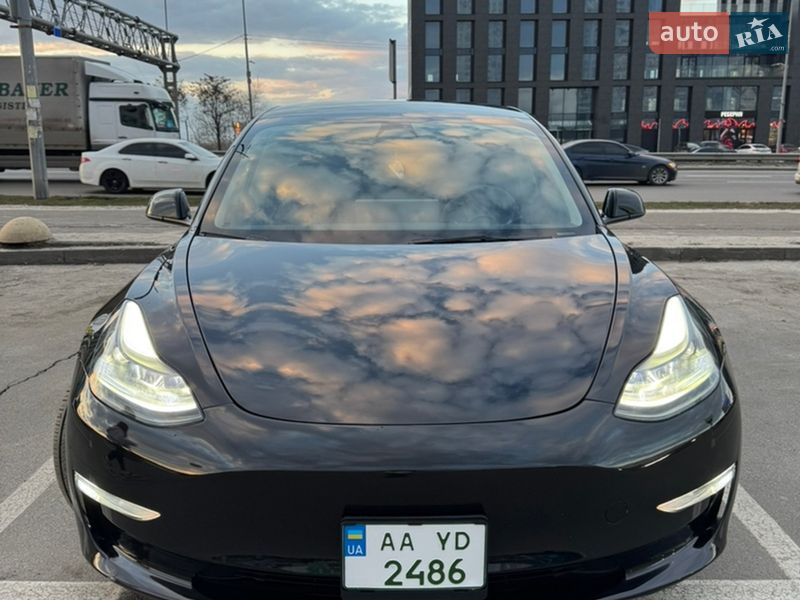 Седан Tesla Model 3 2023 в Києві фото 9 Седан Tesla Model 3 2023 в Києві