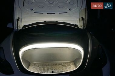 Седан Tesla Model 3 2019 в Киеве