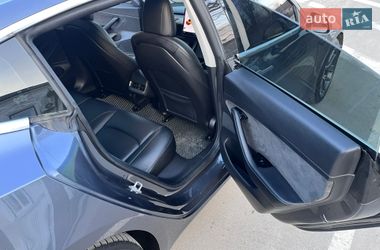 Седан Tesla Model 3 2020 в Радомышле