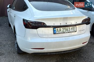 Седан Tesla Model 3 2022 в Києві