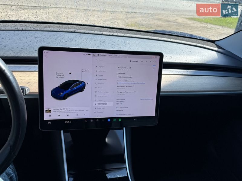 Седан Tesla Model 3 2018 в Смілі