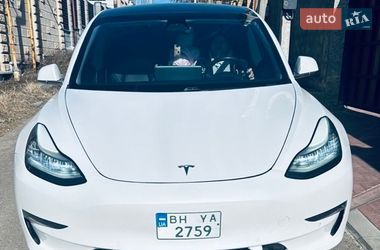 Седан Tesla Model 3 2019 в Одесі