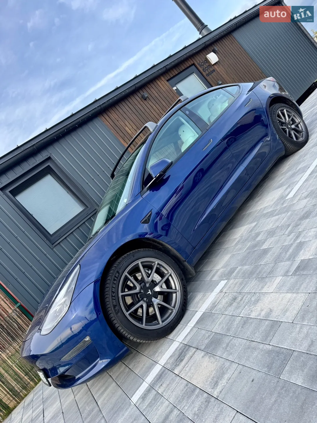 2022 Tesla Model 3 - мініатюра 3