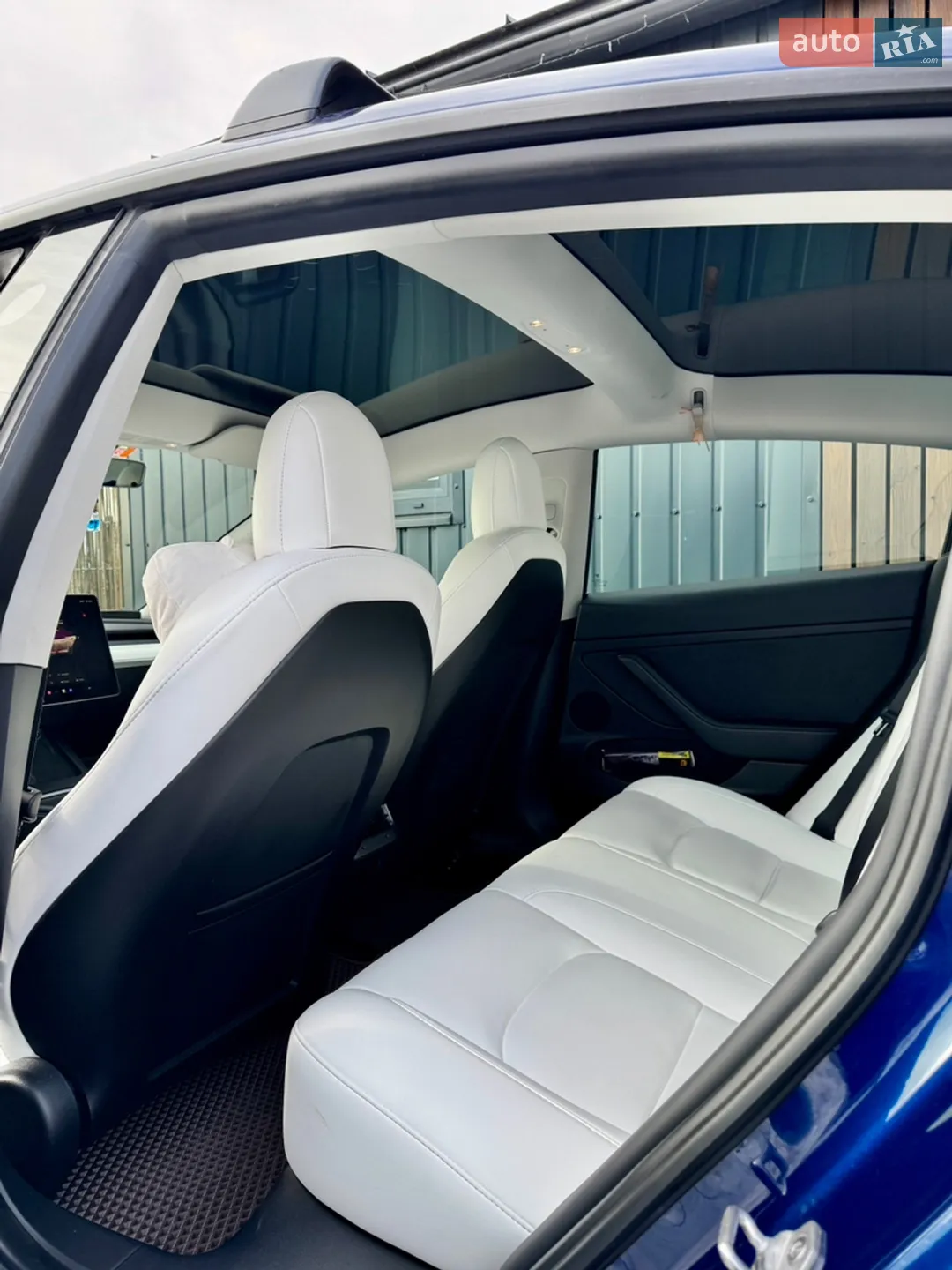 2022 Tesla Model 3 - мініатюра 10