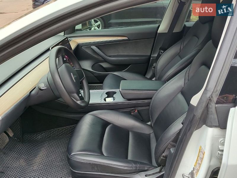Седан Tesla Model 3 2023 в Полтаві фото 13 Седан Tesla Model 3 2023 в Полтаві
