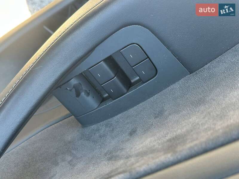 Седан Tesla Model 3 2021 в Одесі