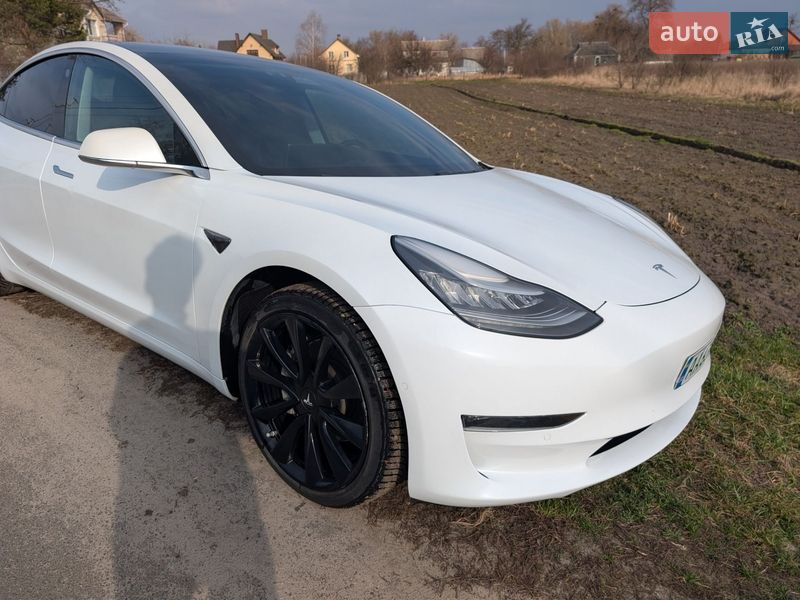 Седан Tesla Model 3 2019 в Киеве фото 14 Седан Tesla Model 3 2019 в Киеве