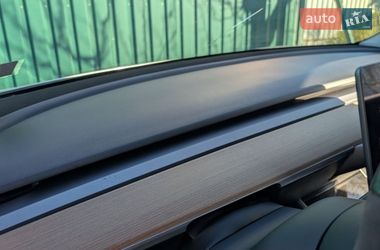 Седан Tesla Model 3 2019 в Киеве фото 28 Седан Tesla Model 3 2019 в Киеве