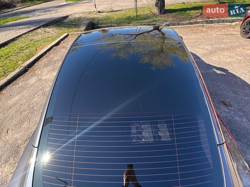 Седан Tesla Model 3 2022 в Киеве