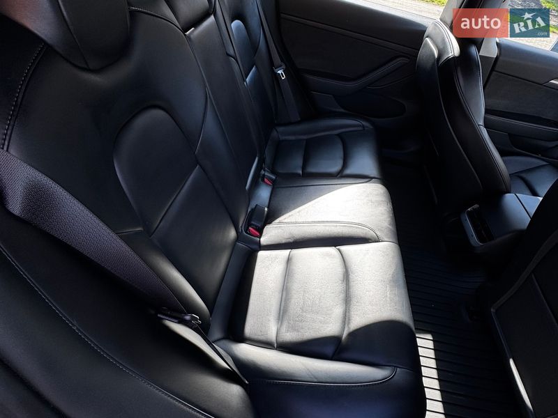 Седан Tesla Model 3 2022 в Києві фото 30 Седан Tesla Model 3 2022 в Києві
