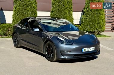 Седан Tesla Model 3 2023 в Днепре