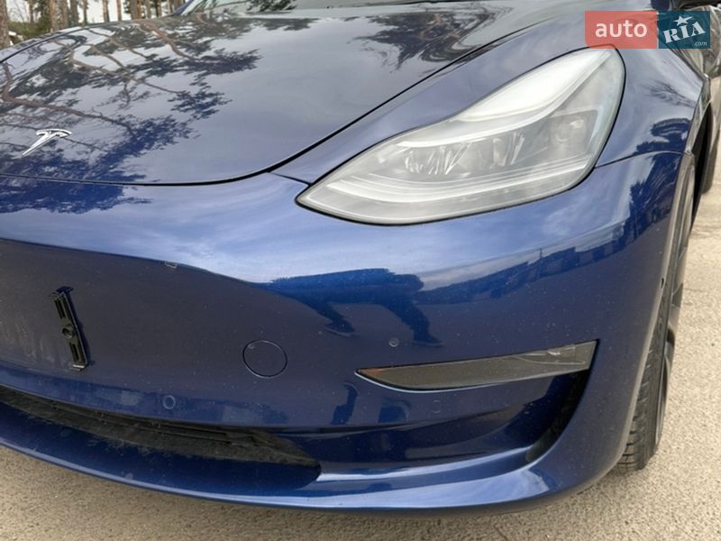 Седан Tesla Model 3 2022 в Харькове