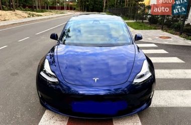 Седан Tesla Model 3 2019 в Житомире