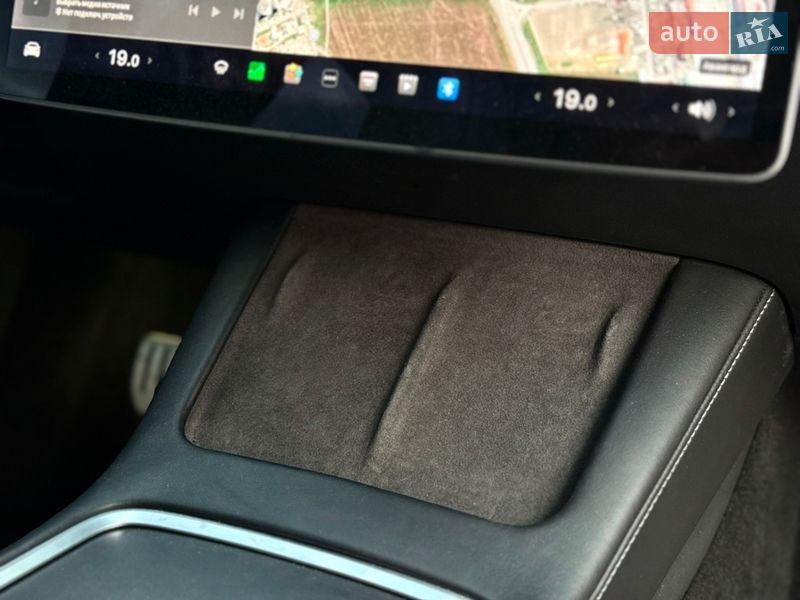 Седан Tesla Model 3 2021 в Одессе