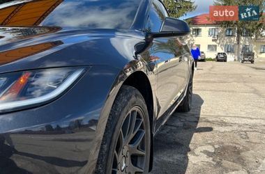 Седан Tesla Model 3 2024 в Валках