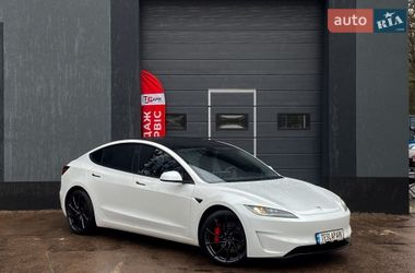 Седан Tesla Model 3 2024 в Киеве