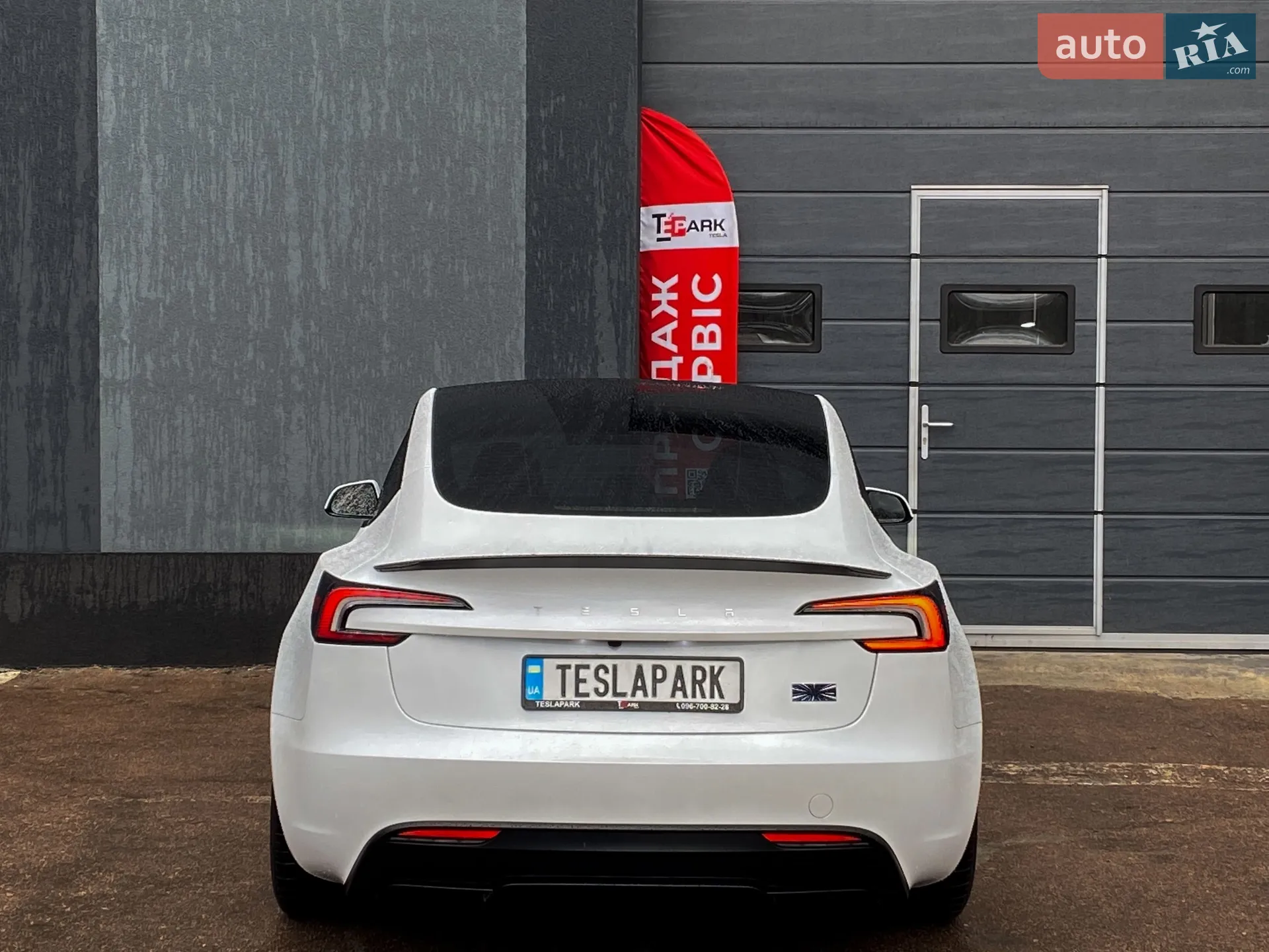 2024 Tesla Model 3 - мініатюра 10