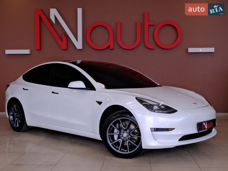 Седан Tesla Model 3 2021 в Одесі фото 5 Седан Tesla Model 3 2021 в Одесі
