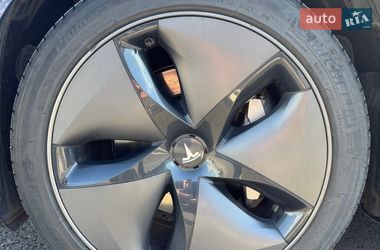 Седан Tesla Model 3 2019 в Одессе