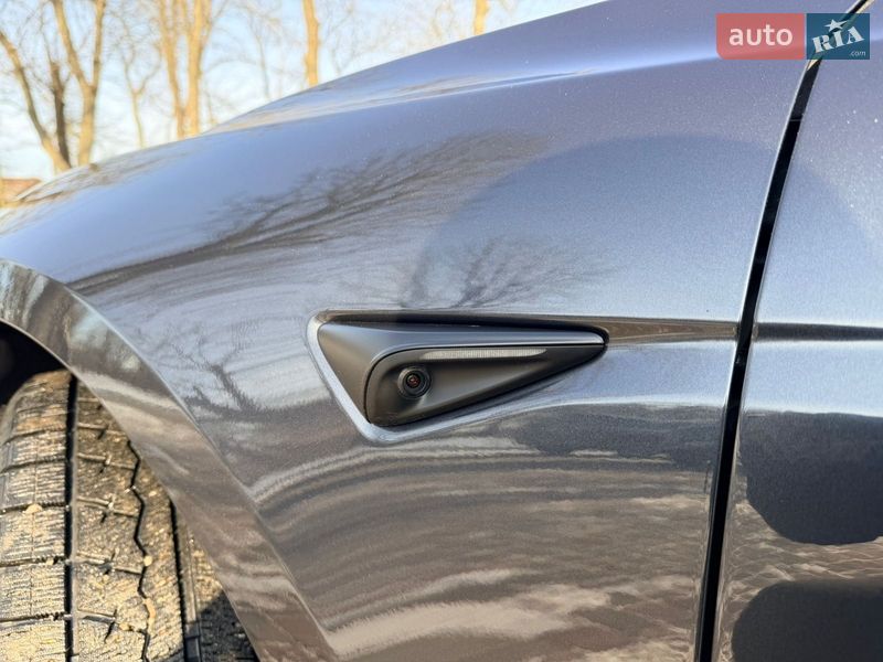 Седан Tesla Model 3 2024 в Кропивницком