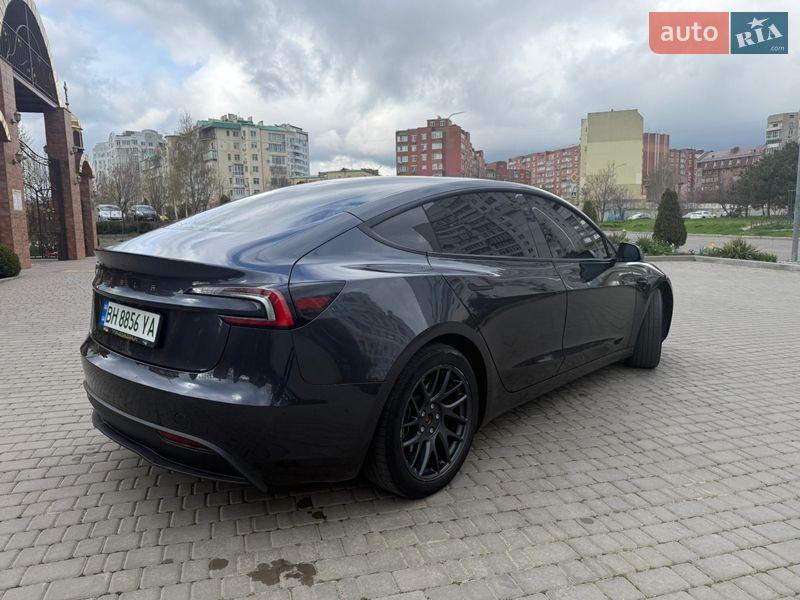 Седан Tesla Model 3 2024 в Одессе