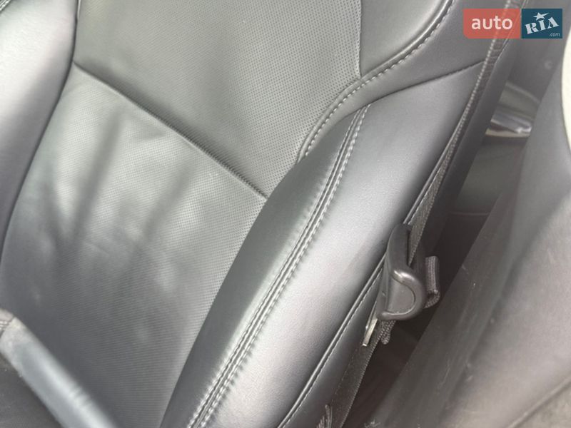 Седан Tesla Model 3 2024 в Одессе