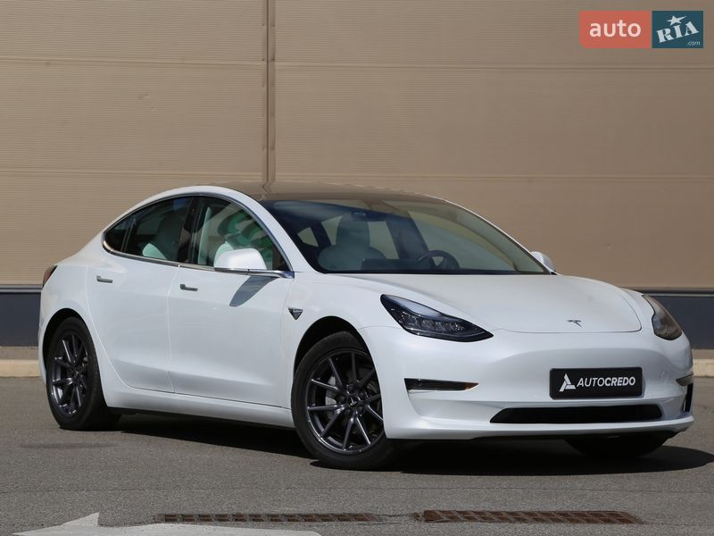 2020 Tesla Model 3, VIN 5YJ3E1EB6LF720102:plate — фото 1 (autoria)