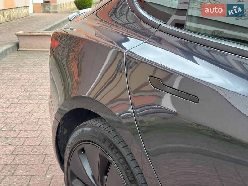 Седан Tesla Model 3 2024 в Стрые