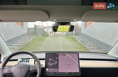 Седан Tesla Model 3 2022 в Ивано-Франковске