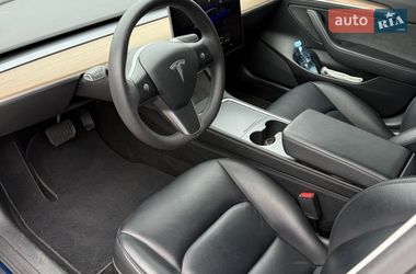Седан Tesla Model 3 2022 в Львове