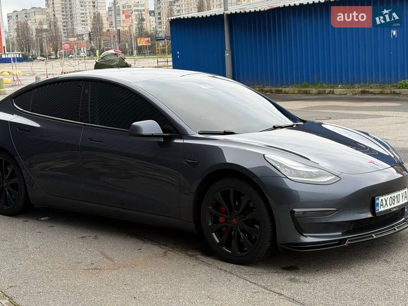 Седан Tesla Model 3 2019 в Харькове