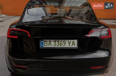 Седан Tesla Model 3 2020 в Одессе