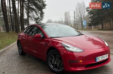Седан Tesla Model 3 2022 в Львові