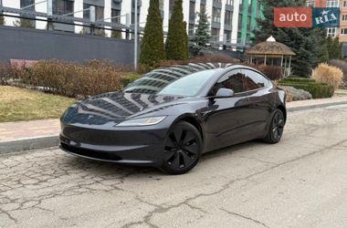 Седан Tesla Model 3 2024 в Днепре