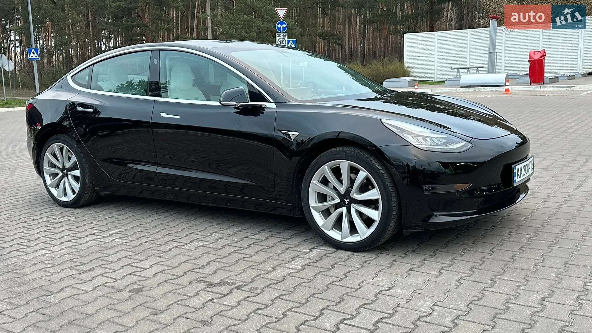 2020 Tesla Model 3 - мініатюра 2