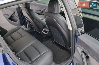 Седан Tesla Model 3 2019 в Киеве