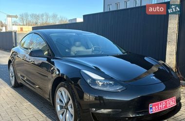 Седан Tesla Model 3 2021 в Рівному