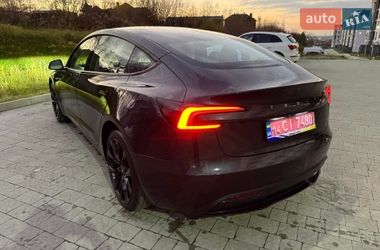 Седан Tesla Model 3 2024 в Львове