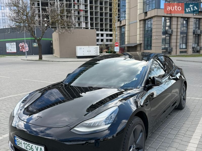 Седан Tesla Model 3 2020 в Одесі фото Седан Tesla Model 3 2020 в Одесі