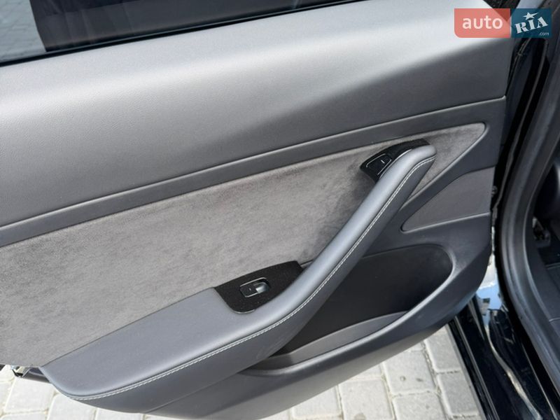 Седан Tesla Model 3 2020 в Одесі фото 9 Седан Tesla Model 3 2020 в Одесі