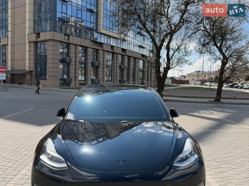 Седан Tesla Model 3 2020 в Одесі фото 14 Седан Tesla Model 3 2020 в Одесі