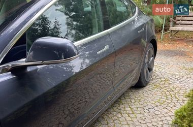 Седан Tesla Model 3 2020 в Тернополе