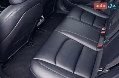 Седан Tesla Model 3 2018 в Рівному