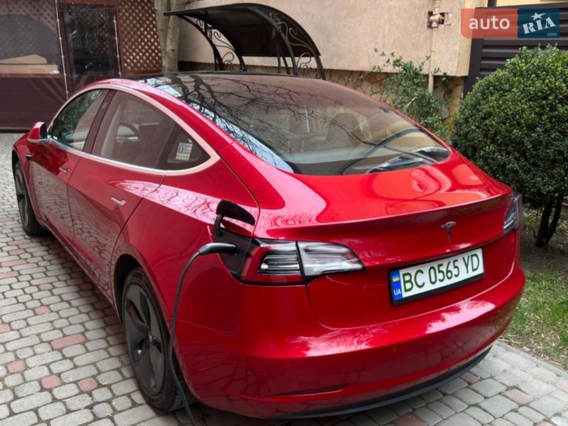 Седан Tesla Model 3 2018 в Львові фото 5 Седан Tesla Model 3 2018 в Львові