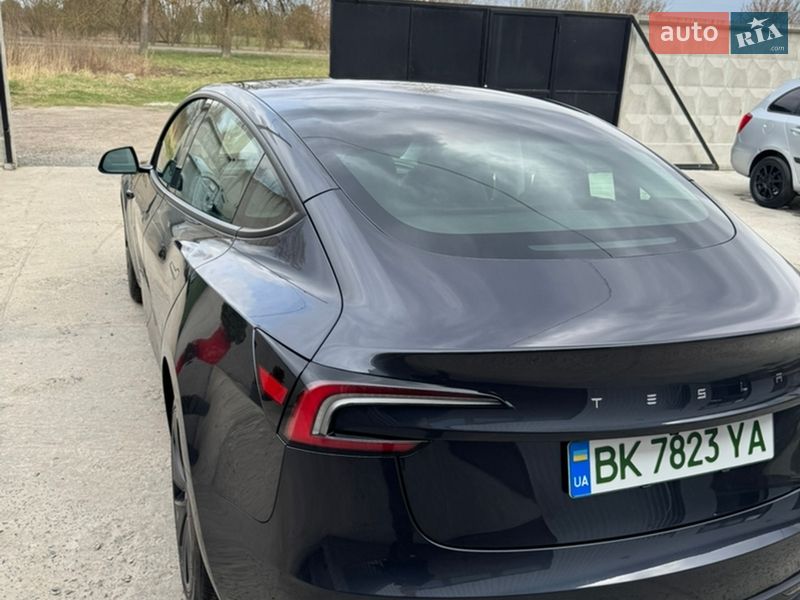 Седан Tesla Model 3 2024 в Костопілі фото 6 Седан Tesla Model 3 2024 в Костопілі