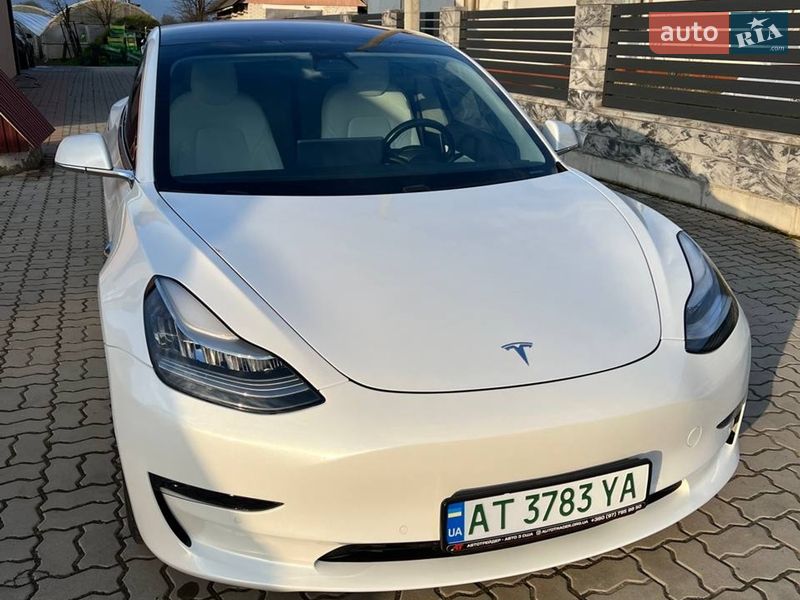 Седан Tesla Model 3 2018 в Долине фото 7 Седан Tesla Model 3 2018 в Долине