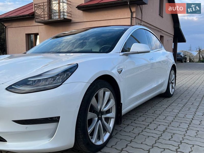 Седан Tesla Model 3 2018 в Долине фото 9 Седан Tesla Model 3 2018 в Долине