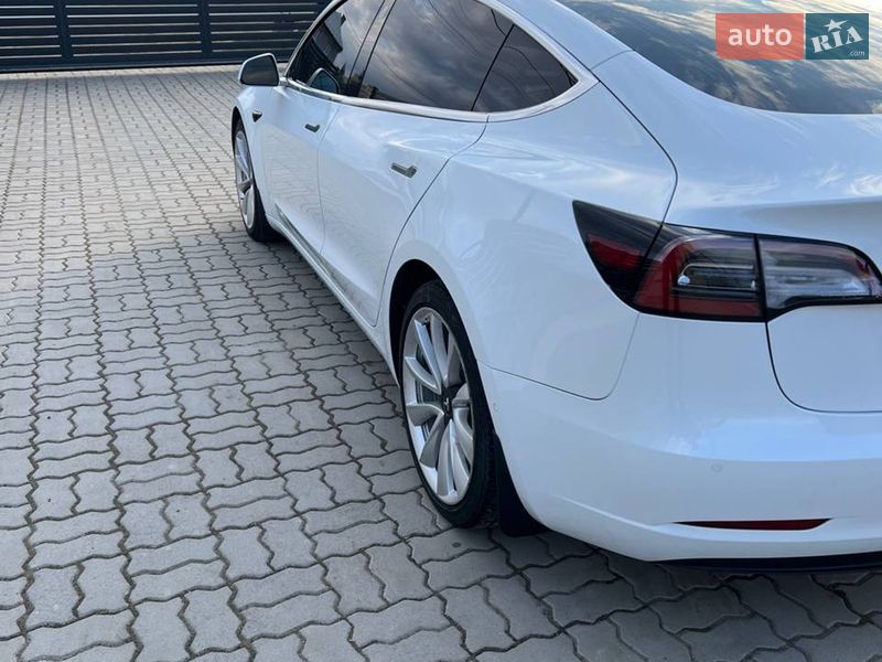 Седан Tesla Model 3 2018 в Долине фото 12 Седан Tesla Model 3 2018 в Долине