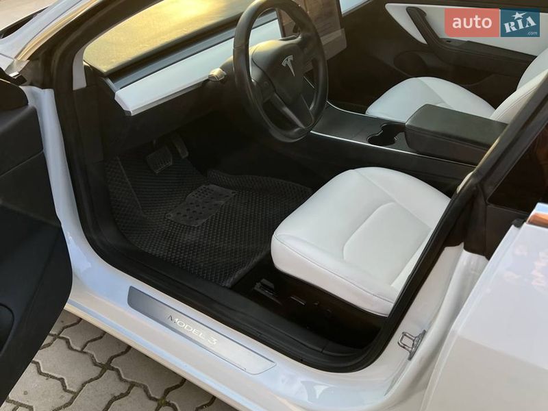 Седан Tesla Model 3 2018 в Долине фото 21 Седан Tesla Model 3 2018 в Долине